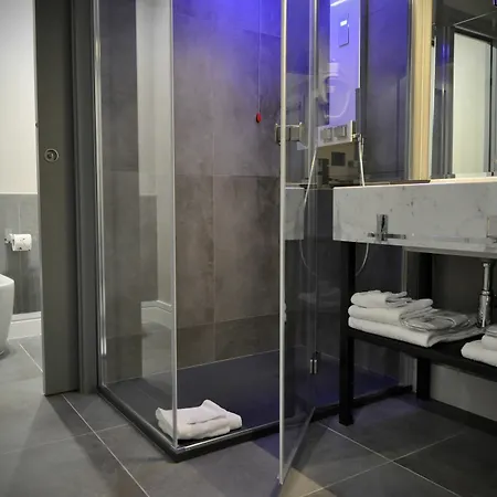 Place 24 Suites & Wellness Roma Esterno foto